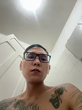samuelcher online show from May 8, 2026, 2:39 am