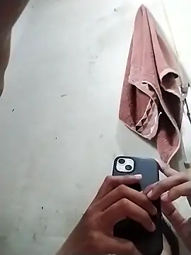 skylar 27 online show from October 12, 2025, 5:39 am