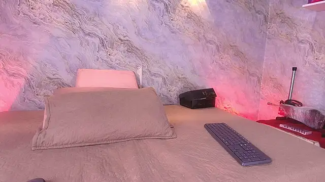 abbyrouss  online show from November 12, 2025, 3:07 am