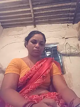 Snapshot of Notyriya7 chatting on May 19, 2026, 2:29 am Notyriya7 online show from May 19, 2026, 2:29 am