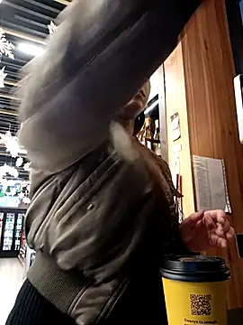 Snapshot of Jessie_Queen_1 chatting on November 26, 2025, 8:04 am Jessie Queen 1 online show from November 26, 2025, 8:04 am