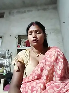 Snapshot of Cm_pooja chatting on August 5, 2026, 6:11 pm Cm pooja online show from August 5, 2026, 6:11 pm