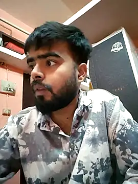 soniriyaa010101 online show from December 3, 2025, 10:24 am