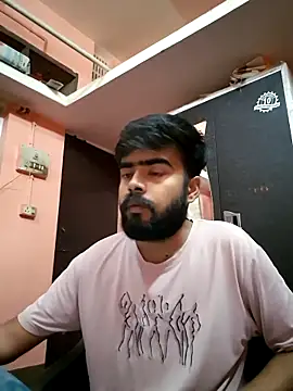 Snapshot of soniriyaa010101 chatting on March 11, 2026, 8:31 am soniriyaa010101 online show from March 11, 2026, 8:31 am