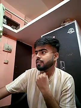 Snapshot of soniriyaa010101 chatting on March 12, 2026, 8:31 am soniriyaa010101 online show from March 12, 2026, 8:31 am