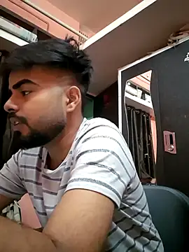 Snapshot of soniriyaa010101 chatting on April 2, 2026, 7:44 pm soniriyaa010101 online show from April 2, 2026, 7:44 pm