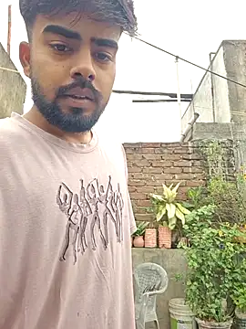 Snapshot of soniriyaa010101 chatting on April 8, 2026, 8:58 am soniriyaa010101 online show from April 8, 2026, 8:58 am