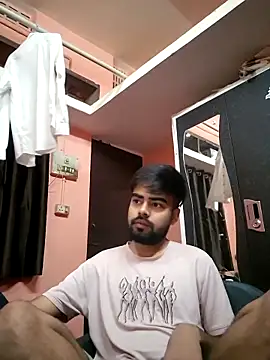 Snapshot of soniriyaa010101 chatting on April 11, 2026, 8:18 am soniriyaa010101 online show from April 11, 2026, 8:18 am