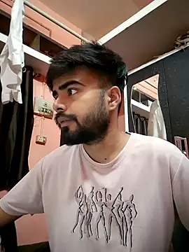 Snapshot of soniriyaa010101 chatting on April 14, 2026, 9:04 am soniriyaa010101 online show from April 14, 2026, 9:04 am