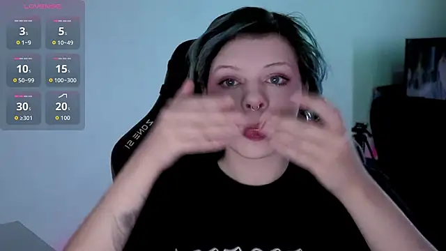 Alice Zev online show from September 22, 2025, 1:13 pm