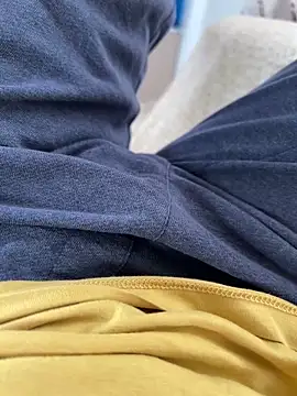 sunnu 97  online show from October 23, 2025, 5:51 am