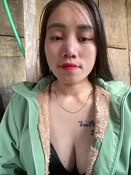 chipp-bong online show from December 18, 2025, 1:22 am