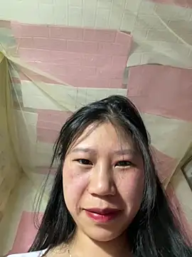 Snapshot of Mollie_jane chatting on April 23, 2026, 12:15 pm Mollie jane online show from April 23, 2026, 12:15 pm