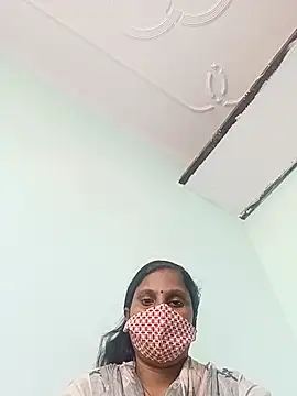 Snapshot of Hotty-arohi chatting on November 16, 2025, 10:21 am Hotty-arohi online show from November 16, 2025, 10:21 am