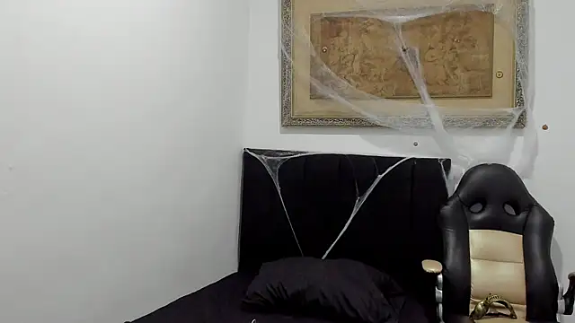 Snapshot of cassian_gold chatting on October 28, 2025, 2:37 am cassian gold online show from October 28, 2025, 2:37 am