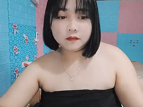 Nhan7868 online show from October 31, 2025, 4:13 am