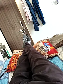 Snapshot of Chanderi19 chatting on December 2, 2025, 5:57 am Chanderi19 online show from December 2, 2025, 5:57 am