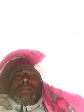 Snapshot of Chanderi19 chatting on December 4, 2025, 4:27 pm Chanderi19 online show from December 4, 2025, 4:27 pm