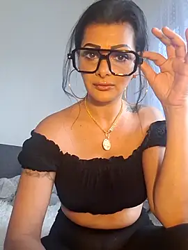 Pillango1212 online show from November 2, 2025, 11:56 am