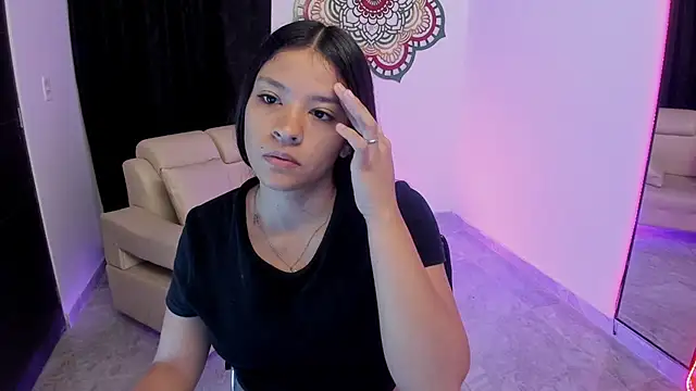 Candy fox 19 online show from March 21, 2026, 1:16 pm