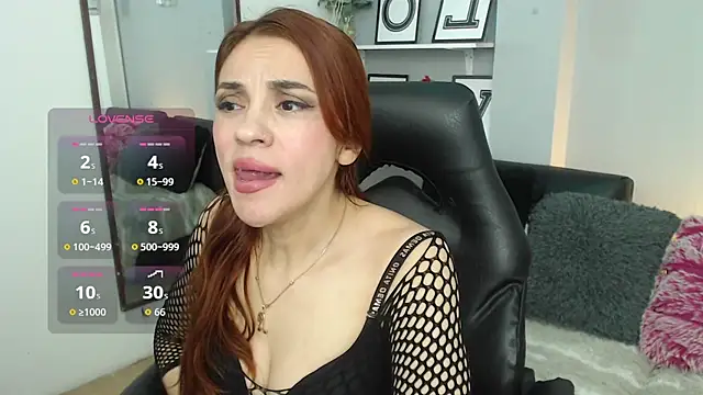 Snapshot of KendallWood_ chatting on July 10, 2026, 3:55 am KendallWood online show from July 10, 2026, 3:55 am