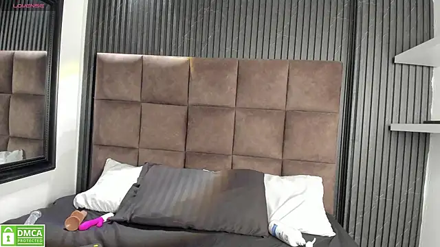 Snapshot of Sussy_Vixen chatting on January 9, 2026, 4:26 am Sussy Vixen online show from January 9, 2026, 4:26 am