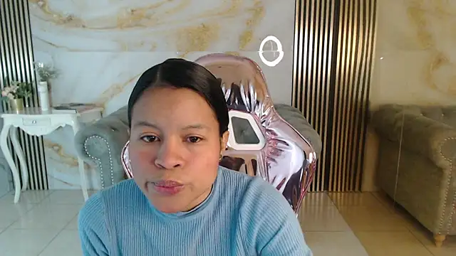 catalina5 s online show from February 13, 2026, 12:56 pm