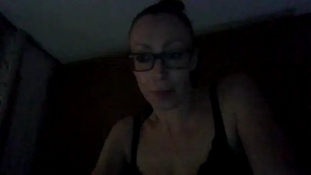 Astrid3 online show from December 22, 2025, 2:19 am