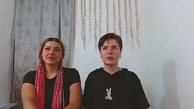 AmbarAndValery online show from September 13, 2025, 3:50 am