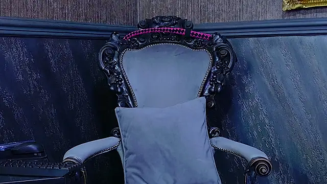 Snapshot of TiffanySia chatting on October 30, 2025, 5:20 am TiffanySia online show from October 30, 2025, 5:20 am