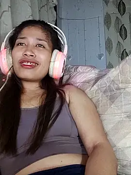 Snapshot of Sweet_Asian25 chatting on December 3, 2025, 11:52 am Sweet Asian25 online show from December 3, 2025, 11:52 am