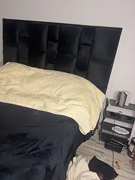 Viithoney online show from February 6, 2026, 12:04 am