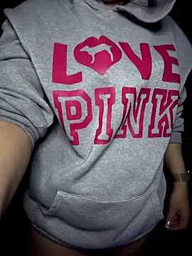 shortywidaphatty online show from April 11, 2026, 10:52 am