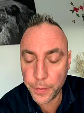 Snapshot of Marronglace1 chatting on November 28, 2025, 3:14 pm Marronglace1 online show from November 28, 2025, 3:14 pm