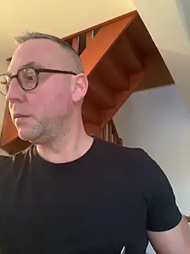 Snapshot of Marronglace1 chatting on December 2, 2025, 3:40 pm Marronglace1 online show from December 2, 2025, 3:40 pm