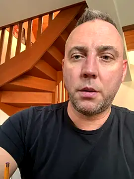 Snapshot of Marronglace1 chatting on December 15, 2025, 1:15 pm Marronglace1 online show from December 15, 2025, 1:15 pm