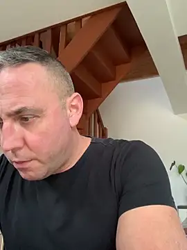 Snapshot of Marronglace1 chatting on December 19, 2025, 2:57 pm Marronglace1 online show from December 19, 2025, 2:57 pm