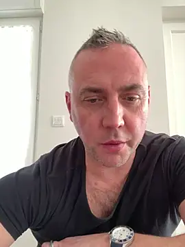 Snapshot of Marronglace1 chatting on March 2, 2026, 2:57 pm Marronglace1 online show from March 2, 2026, 2:57 pm