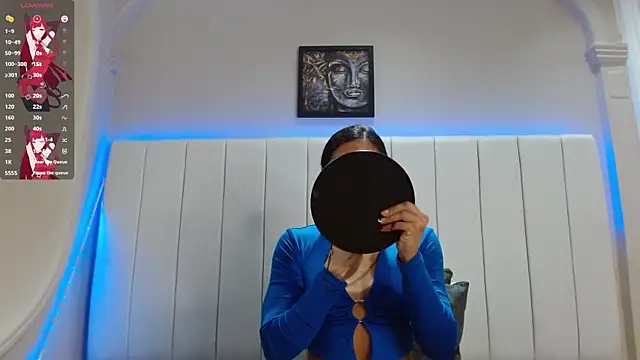 kendra lux1 online show from November 7, 2025, 1:00 pm