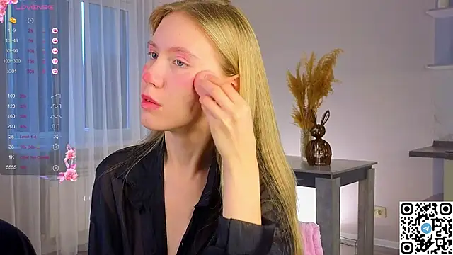 Succubelle online show from November 30, 2025, 6:39 am