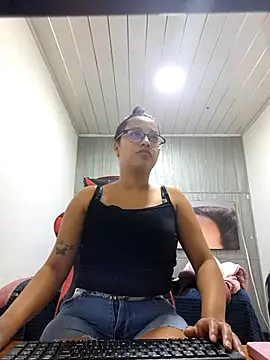 susan mooree online show from December 1, 2025, 7:19 pm