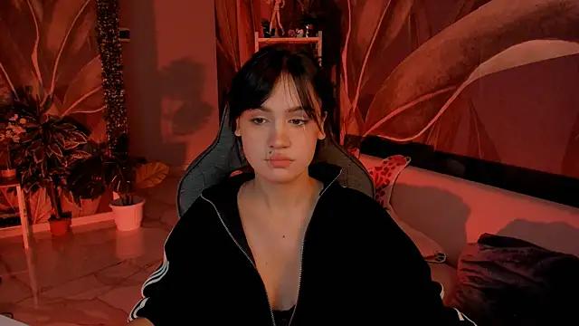 MonicaFarmer online show from November 1, 2025, 2:41 pm