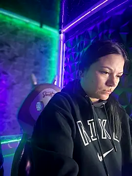 Megaan  More online show from October 6, 2025, 2:53 am