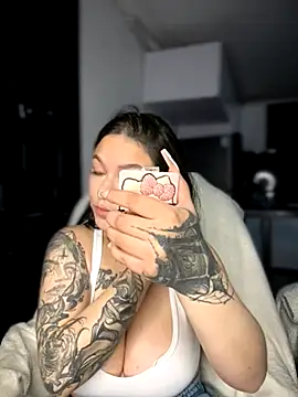 Megaan  More online show from October 25, 2025, 2:41 am