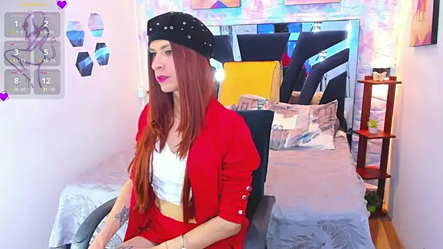Snapshot of Charlotte_Landry__ chatting on April 29, 2026, 3:27 pm Charlotte Landry online show from April 29, 2026, 3:27 pm