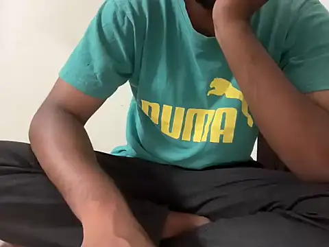 bossyjuicy online show from September 22, 2025, 12:29 pm