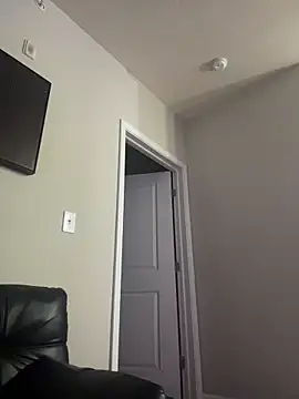 AllesandraLove online show from February 7, 2026, 2:37 am