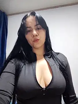 Snapshot of valen-sexx chatting on February 8, 2026, 2:04 am valen-sexx online show from February 8, 2026, 2:04 am