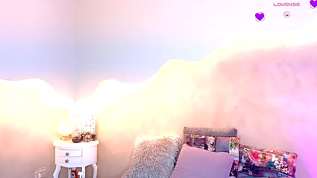 Snapshot of Kloee_12 chatting on October 27, 2025, 7:07 pm Kloee 12 online show from October 27, 2025, 7:07 pm