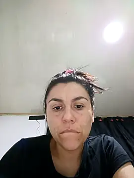 Snapshot of vanessa-titisM chatting on March 13, 2026, 4:30 am vanessa-titisM online show from March 13, 2026, 4:30 am